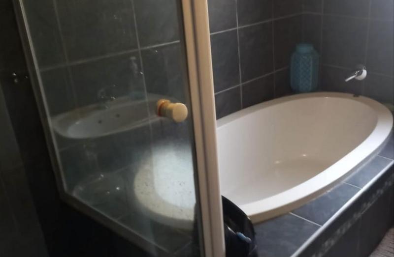 3 Bedroom Property for Sale in Meyerhof Western Cape